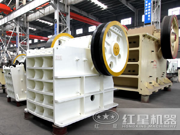 不同規(guī)格下的礦石顎式破碎機 不同規(guī)格下的礦石顎式破碎機