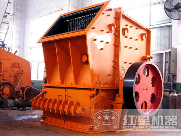 大型石灰石單段破碎機(jī) 大型石灰石單段破碎機(jī)