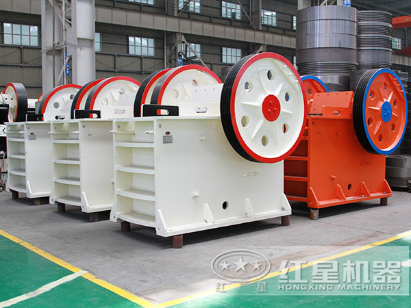 河南產區下的600*900顎式破碎機 河南產區下的600*900顎式破碎機