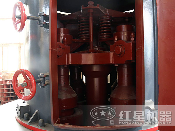 雷蒙磨粉機(jī)內(nèi)部細(xì)節(jié) 雷蒙磨粉機(jī)內(nèi)部細(xì)節(jié)