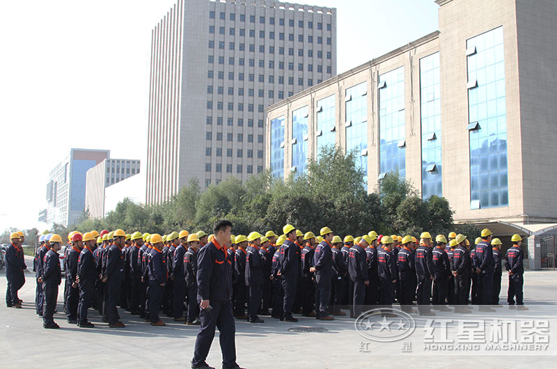 經驗豐富的技術經理時刻準備為您服務 經驗豐富的技術經理時刻準備為您服務