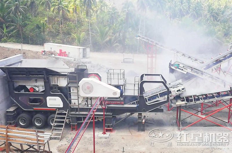 車載流動破石機作業(yè)現(xiàn)場 車載流動破石機作業(yè)現(xiàn)場