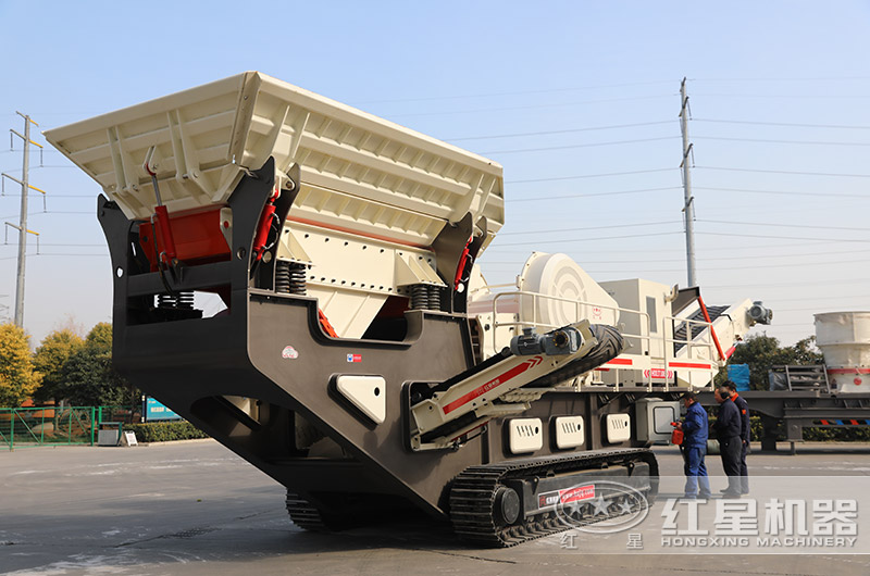 履帶式顎破機(jī) 履帶式顎破機(jī)
