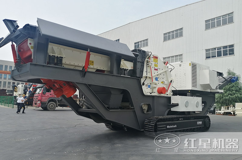 履帶移動(dòng)反擊破碎篩分一體機(jī) 履帶移動(dòng)反擊破碎篩分一體機(jī)